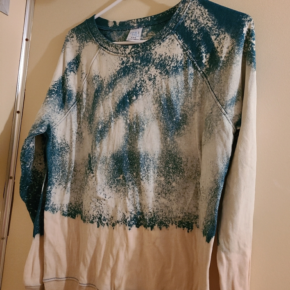 Bleached sweatshirt